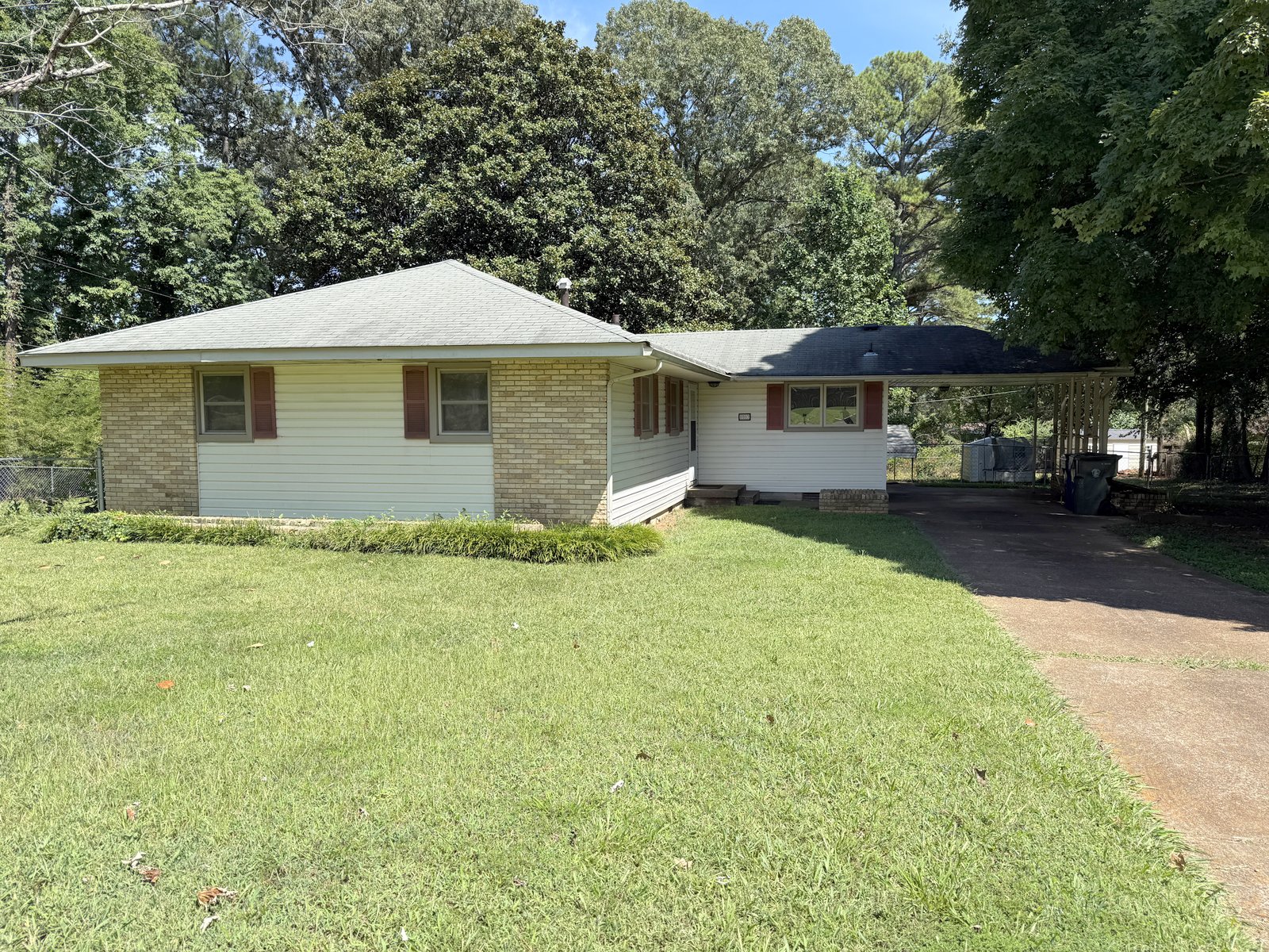 1012 Strong Street