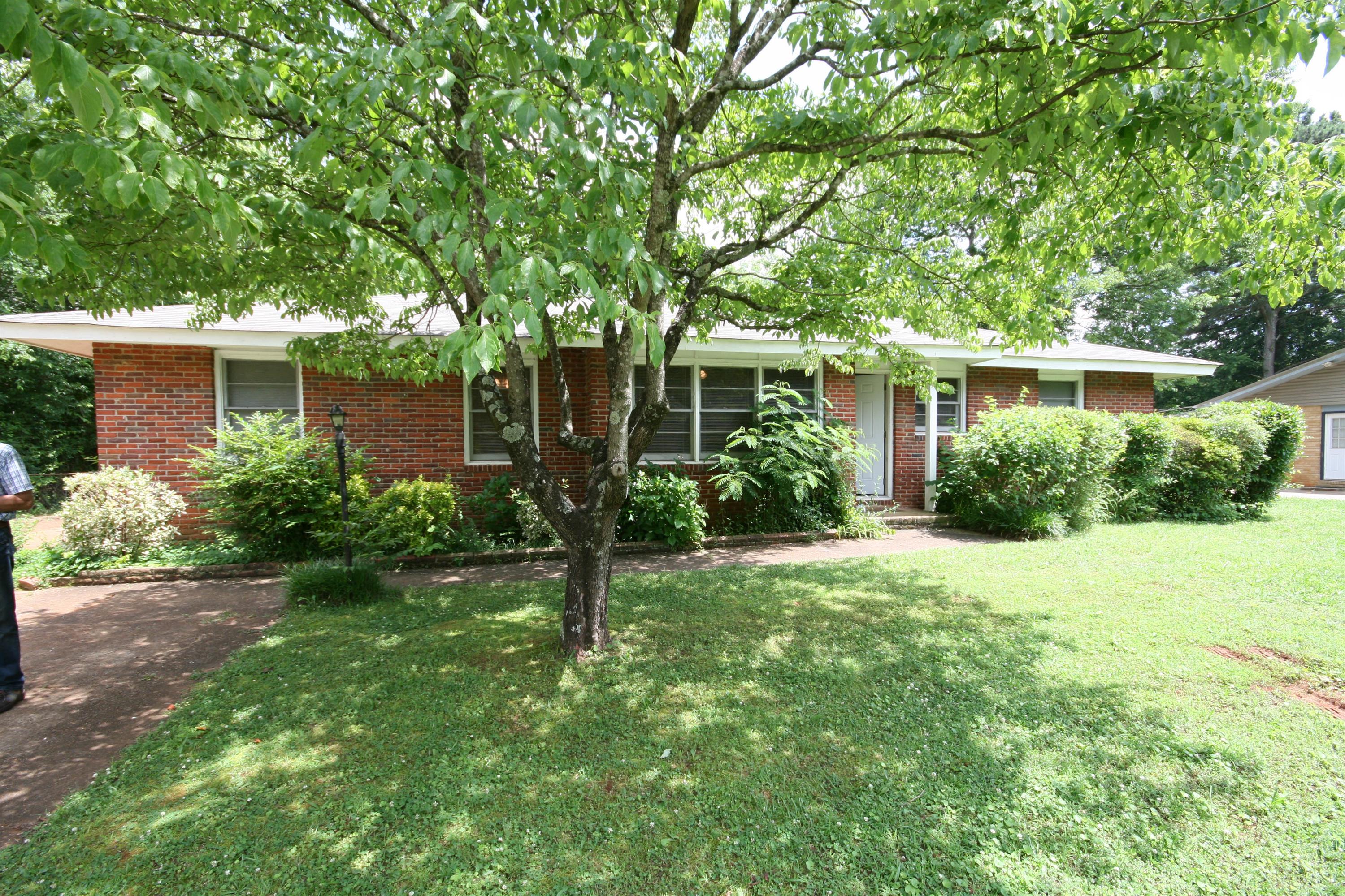 Broadmor Road - 3715 - COBR